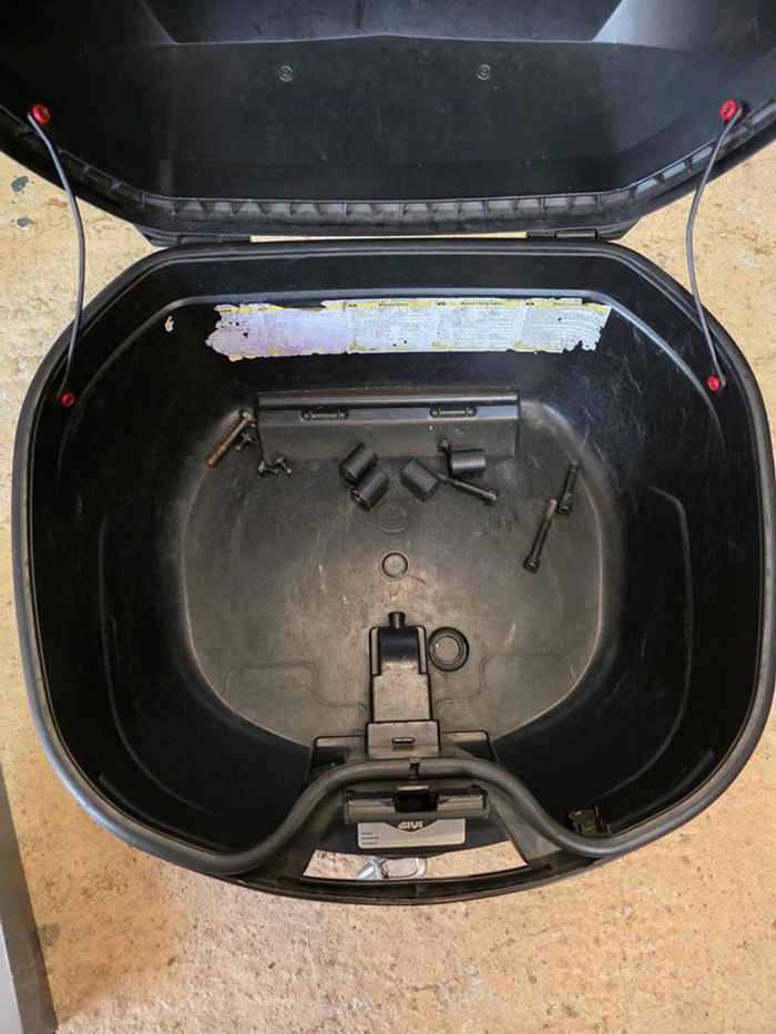 Top case Givi blade 47L - photo numéro 3