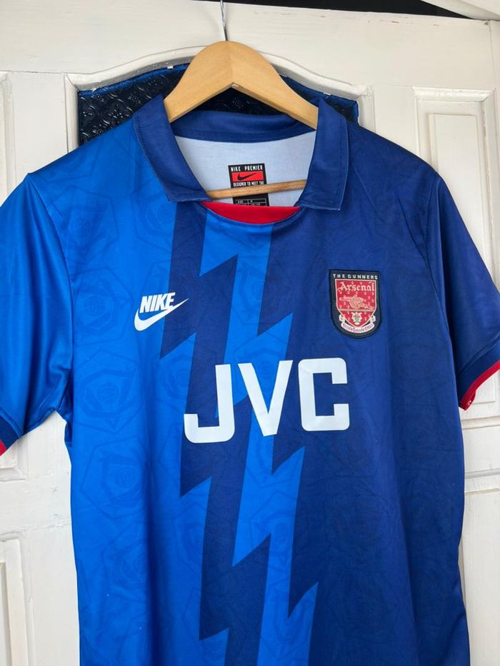 Maillot Arsenal Vintage Bergkamp 10 JVC - photo numéro 3