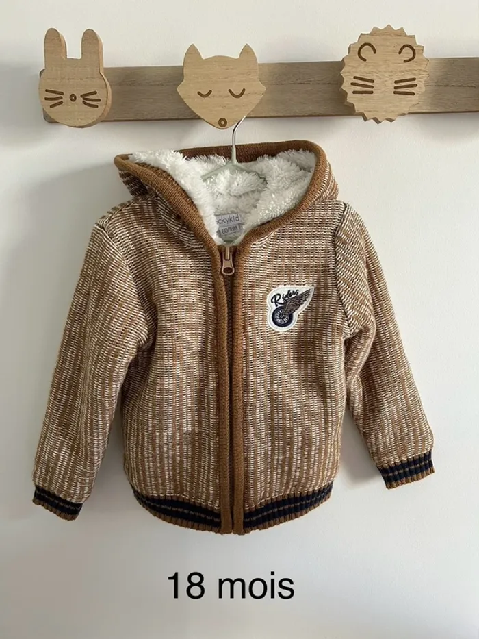 Gilet chaud bébé 18 mois – capuche doublée