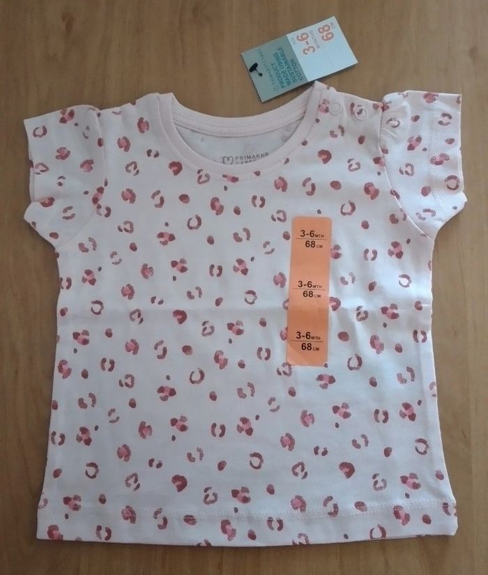 Lot de 2 Hauts manches courtes Neuf avec étiquette 3-6 mois fille Primark - photo numéro 4