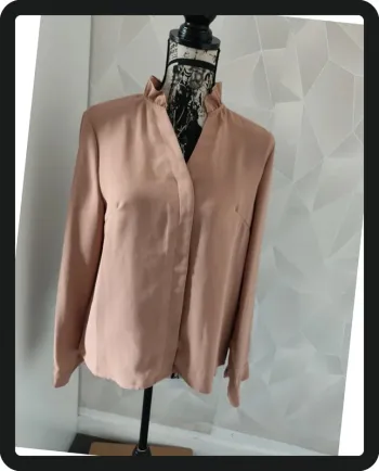Blouse beige