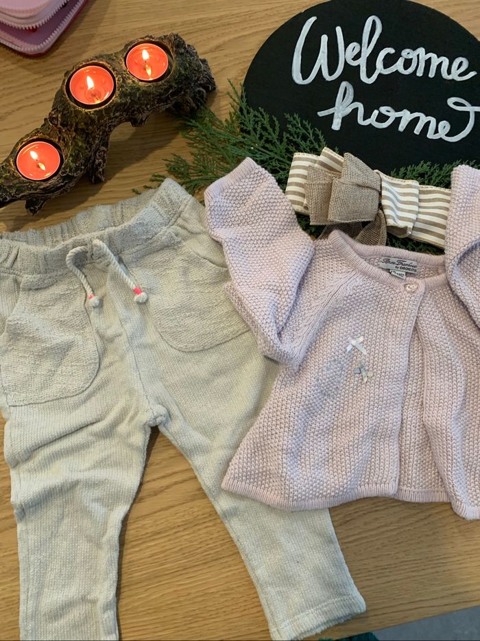 🍎 Ensemble Gilet Pomme Framboise + Pantalon Zara – 12 mois 🌟