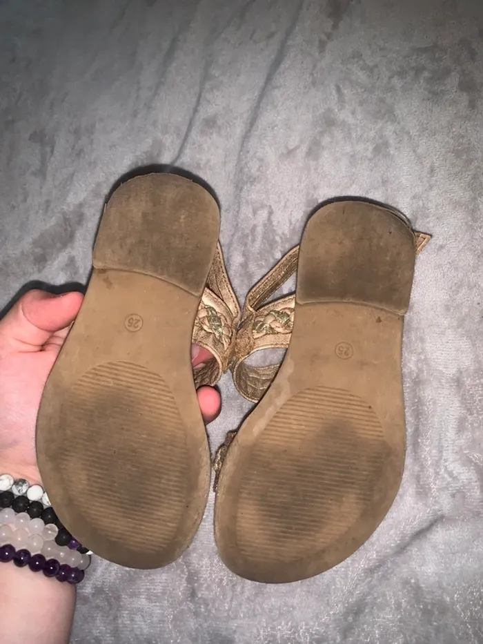 Sandales dorées tressées fille, confort été - photo numéro 4