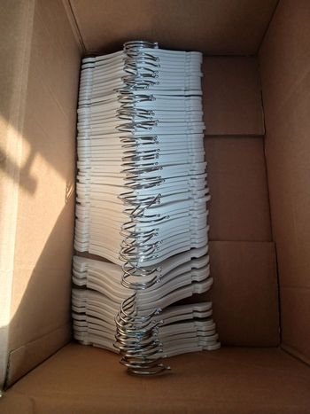 Lot 25 cintres professionnels blanc enfant 25cm 