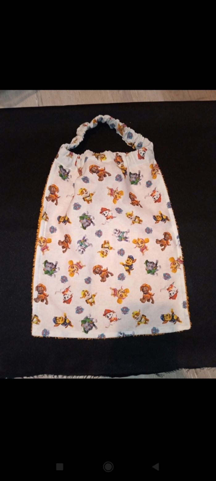 Serviette de cantine