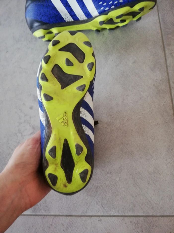 Chaussures de foot type crampons Adidas - photo numéro 6