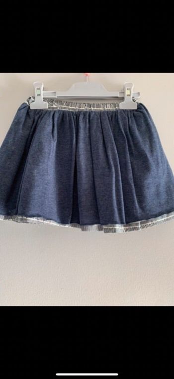 Jupe neuve réversible taille 6 ans