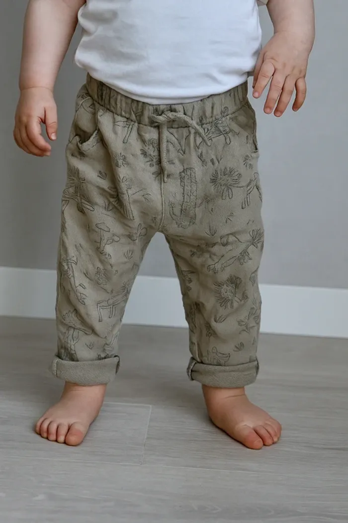 Vertbaudet lot de 2 pantalons molleton excellent état 18 mois 81 cm - photo numéro 2