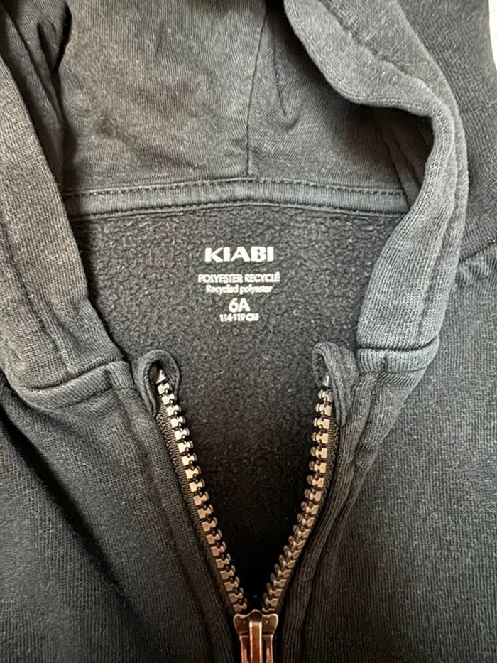 Lot Sweat zippé kiabi 6 ans - photo numéro 5