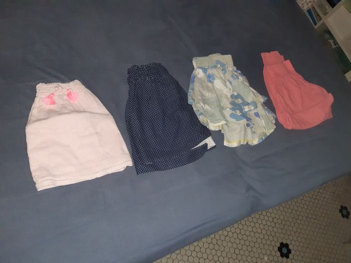 Lot fille 6 ans - photo numéro 4