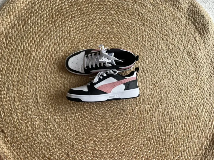 Baskets noir/blanc/rose 38 Puma