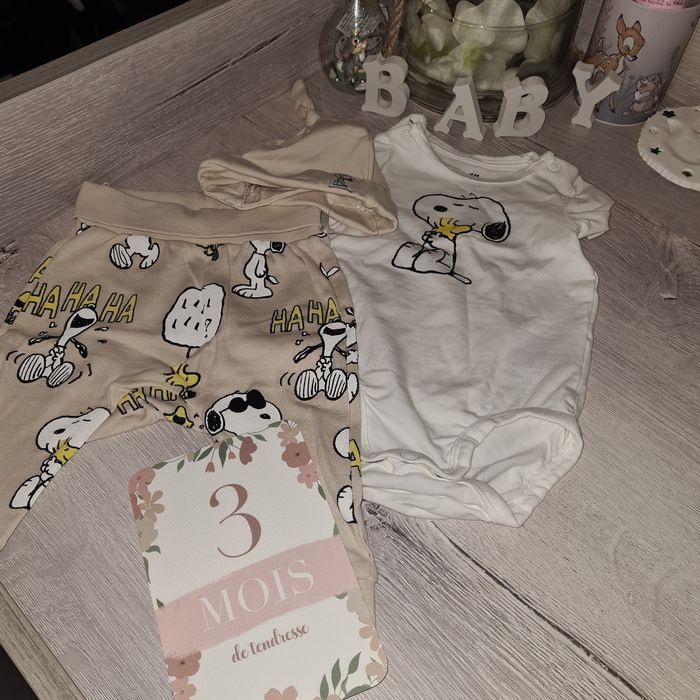 Ensemble neuf snoopy 2-4 mois H&M