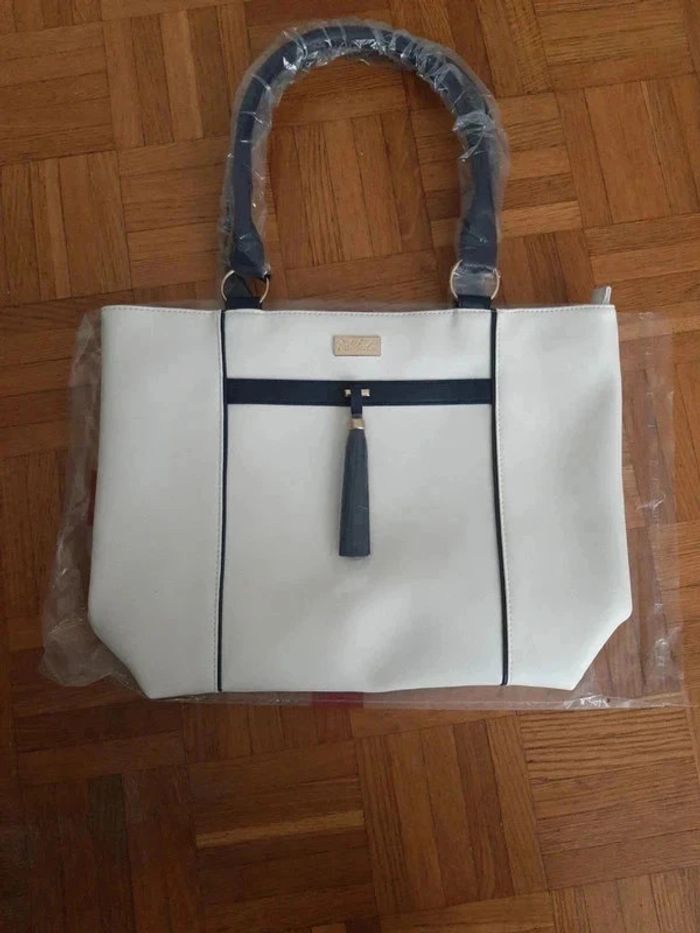 Sac à main Carla faustini neuf