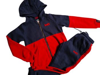Ensemble levi's