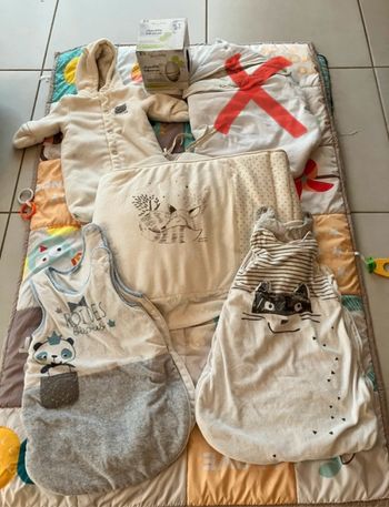 Lot bébé 1 mois