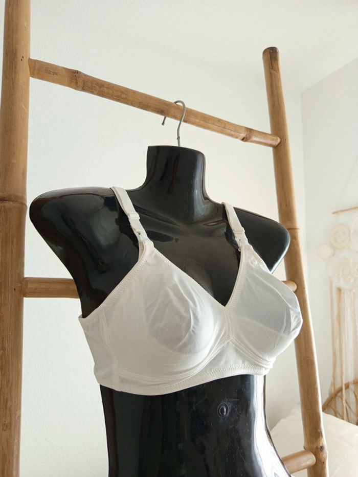 Soutien-gorge grossesse et allaitement Anita neuf - photo numéro 2