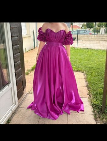 Robe de soirée fushia taille 40