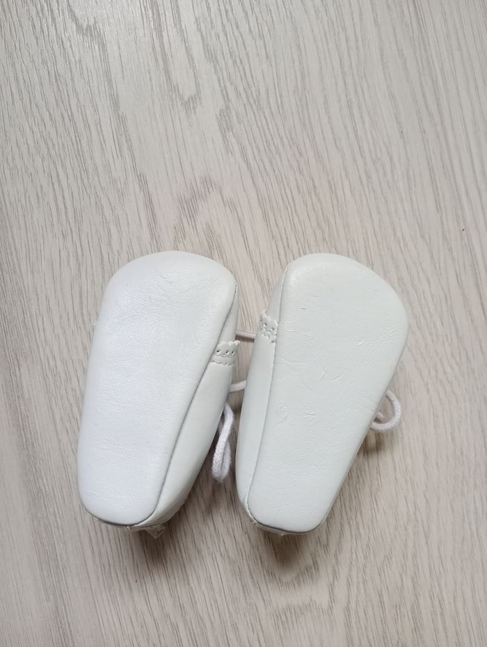Chaussures bébé 3-6 mois - photo numéro 4