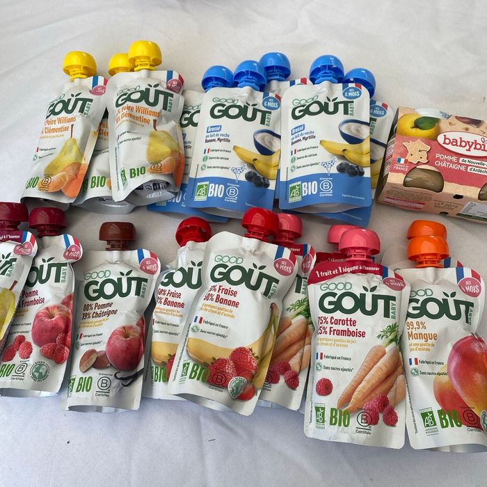 Lot de desserts et compotes bébé  4 mois et plus