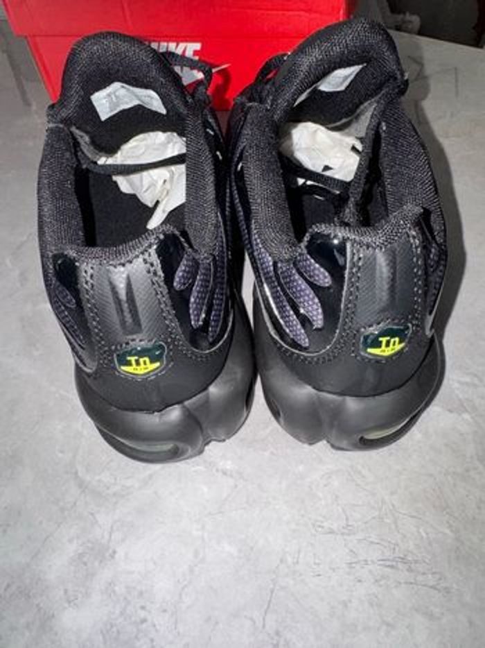 Nike tn noir gris fluo 45 - photo numéro 7