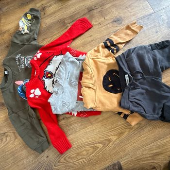 Lot de 4 sweat + 1 pantalon 3 ans