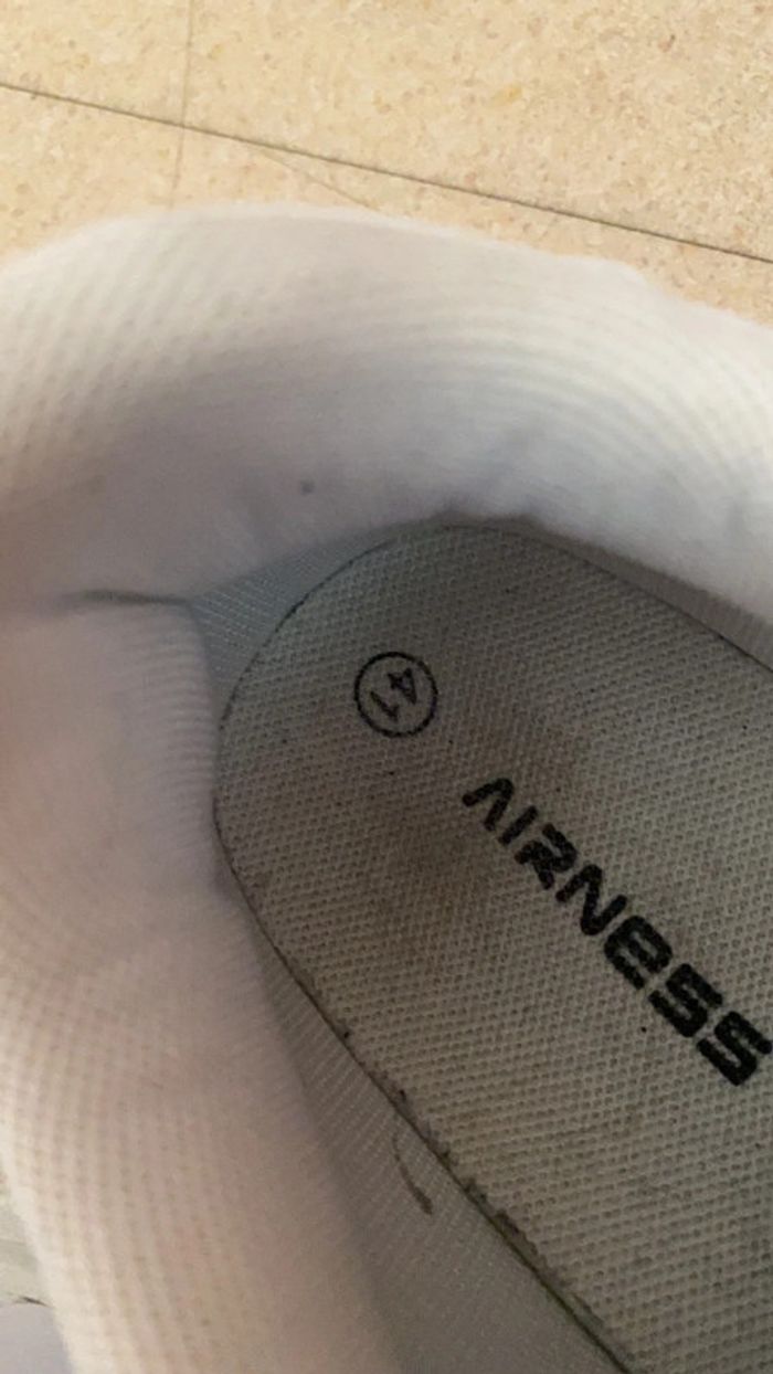 Paires de chaussures airness 41 - photo numéro 5