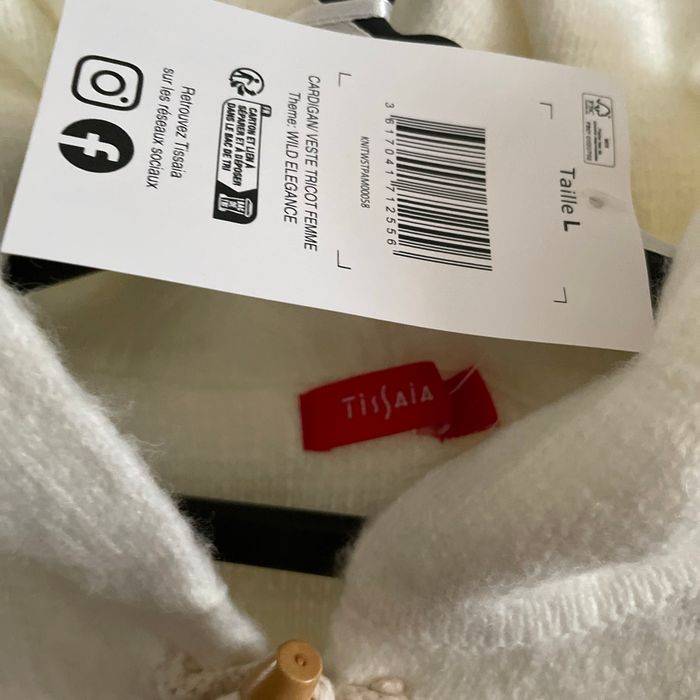 Veste blanche - photo numéro 3