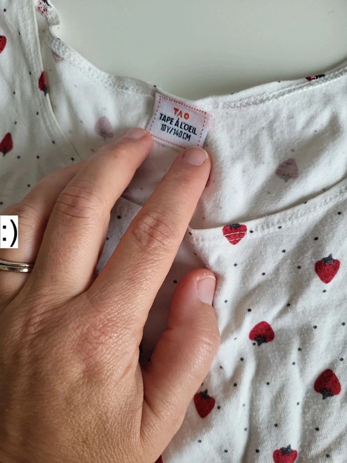 Chemise de nuit débardeur fraises 10 ans - photo numéro 3