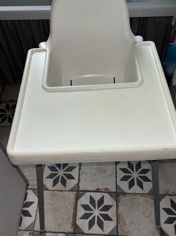 Chaise IKEA en kit