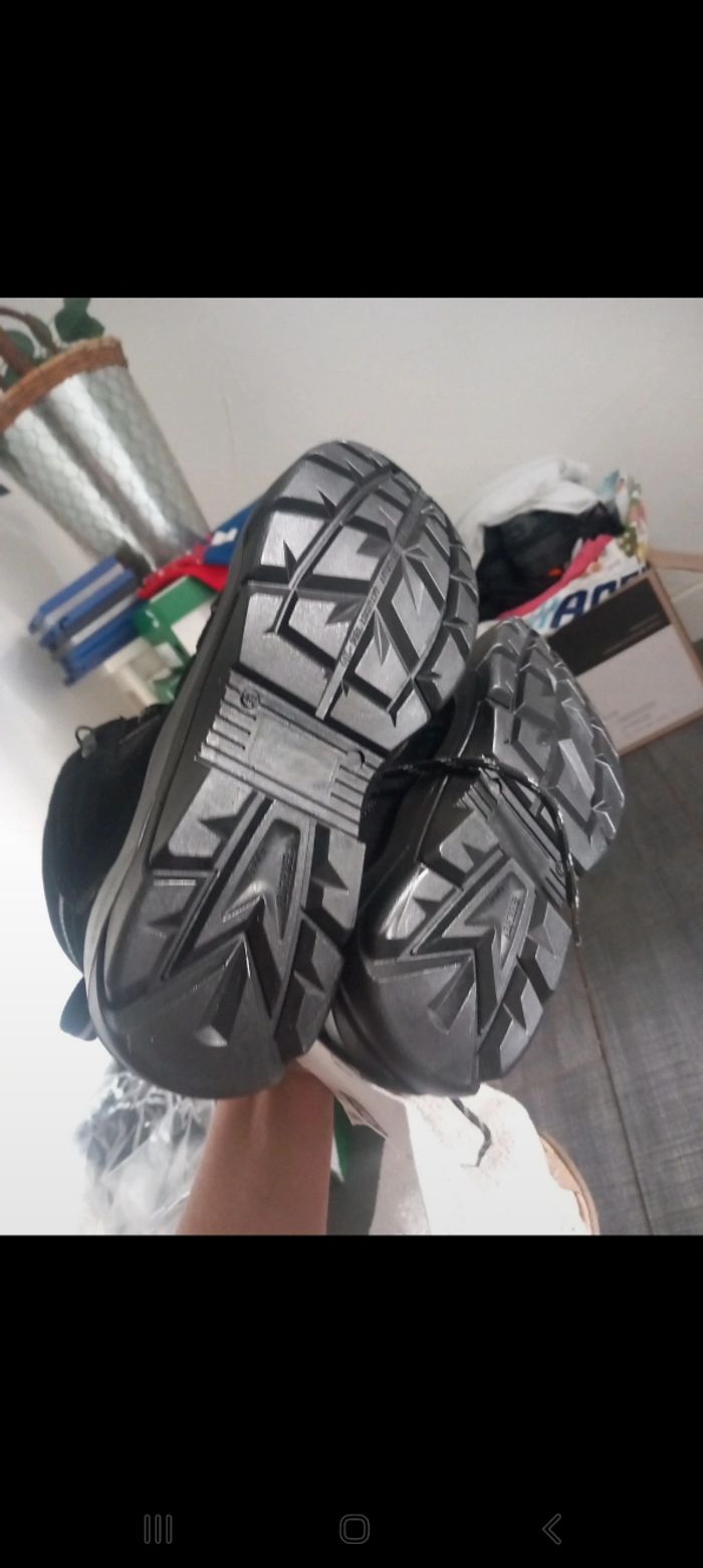 Chaussure de sécurité - photo numéro 3