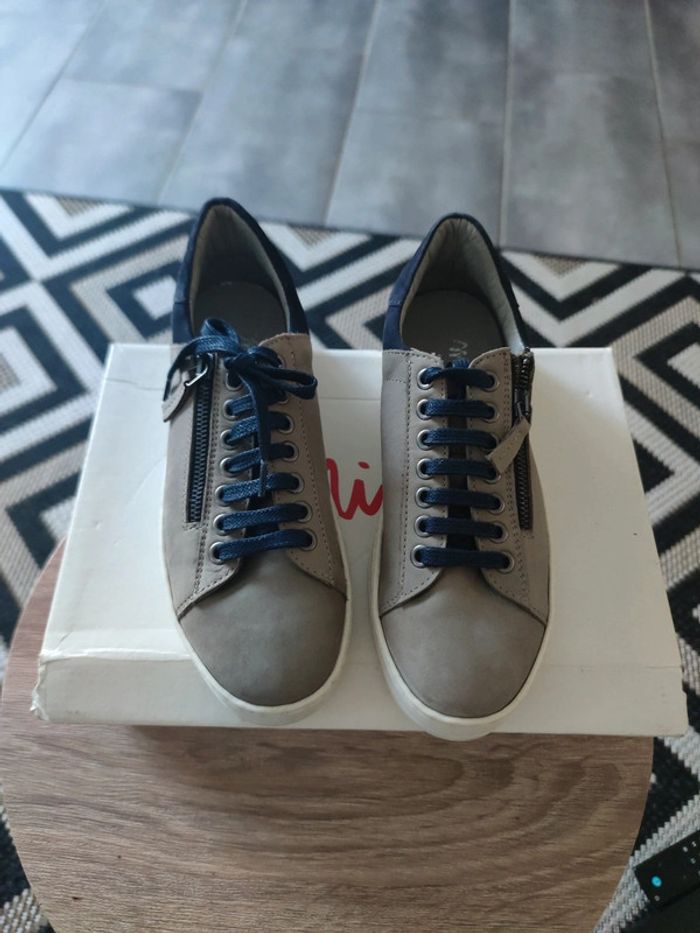 Basket basse taille 34 Minelli neuve