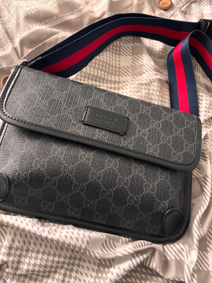 Sacoche banane GG Gucci petit format - photo numéro 2