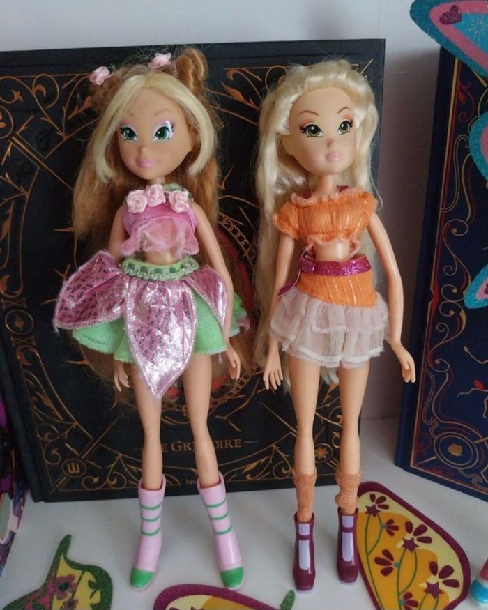 3 Poupées Bloom Stella Flora Believix Winx Club Smoby saison 4 Fairy of Music - photo numéro 3