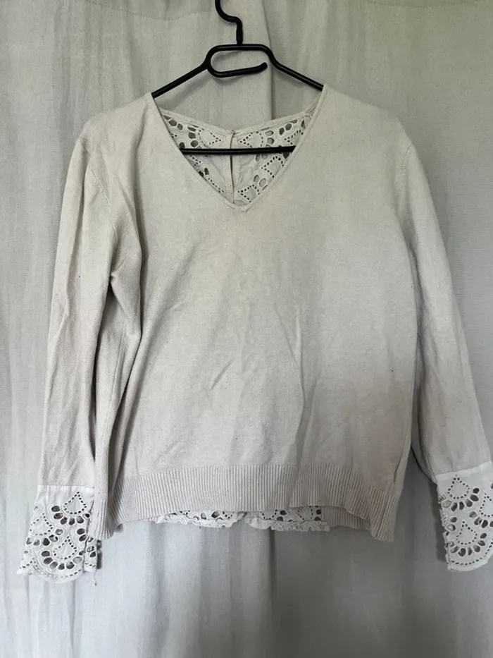 Pull dentelle - photo numéro 3