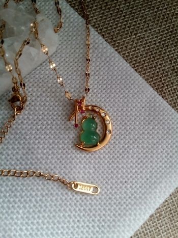 Collier fiole potion magique jade vert et lune zircons