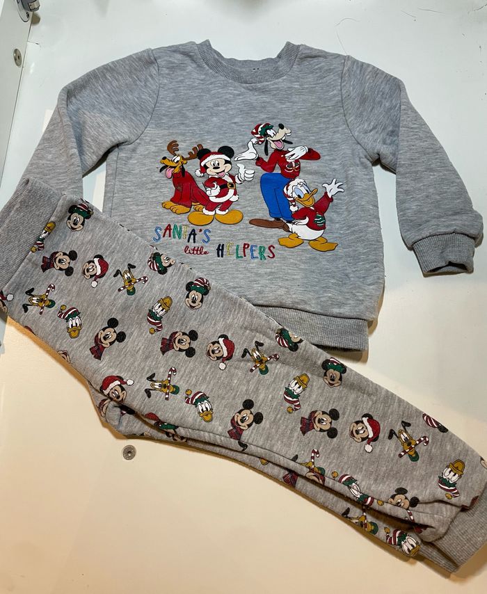 Ensemble, jogging, pull Mickey & ses amis noel