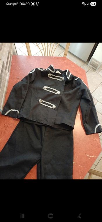 Déguisement taille 4 / 6 ans