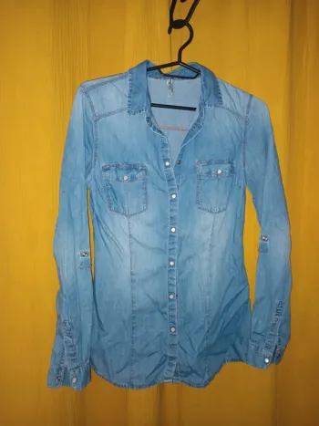Chemise en jean Stradivarius