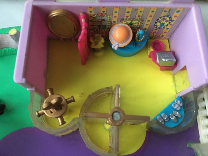 Polly Pocket Magical Movin Pollyville 1996 - photo numéro 8