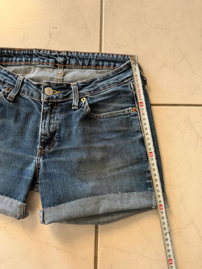 Short en jean denim Levis vintage USA style taille 36 très bon état - photo numéro 8