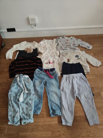 Lots vêtements fille 24 mois 