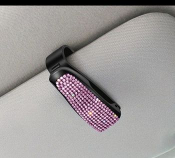 Accroche  lunette pare brise voiture strass rose neuf