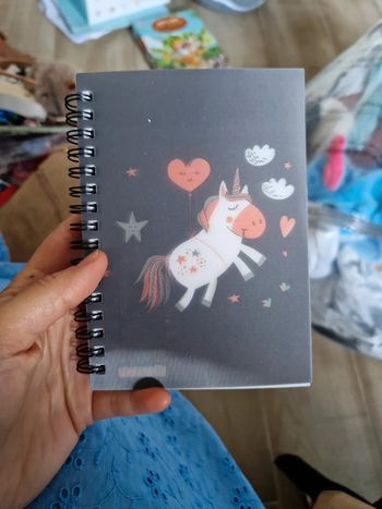 Carnet holographique licorne