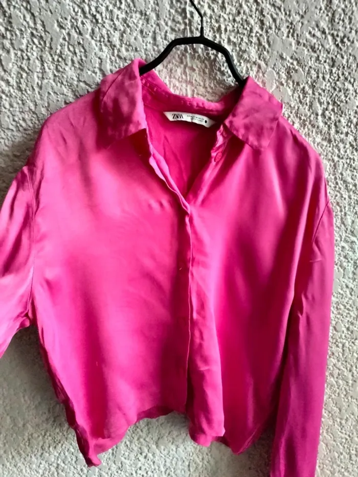 M chemise manche longue en satin rose zara taille M - photo numéro 3