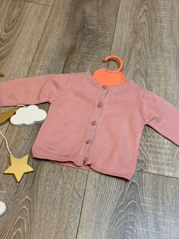 Gilet bébé fille rose Kiabi 1 mois - photo numéro 2