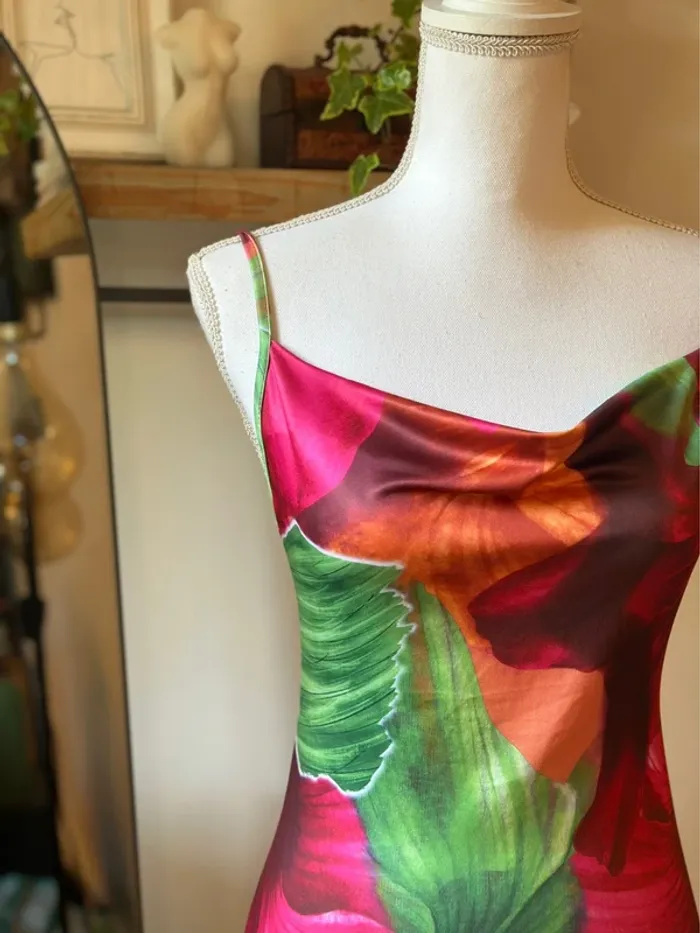 Robe longue près du corps colorée taille 36 - photo numéro 4