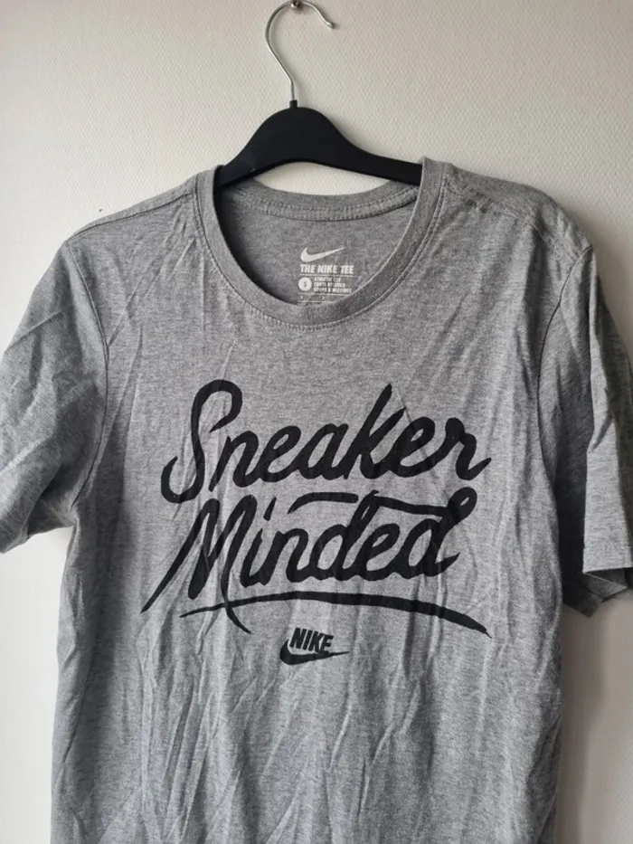 T shirt nike gris - photo numéro 2