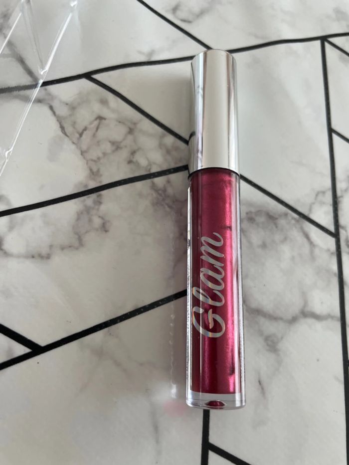 1 gloss