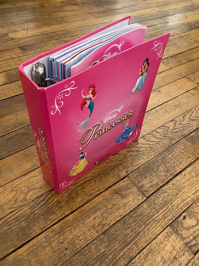 Collection éditions Atlas Disney Princesses Édition 2005 - photo numéro 2