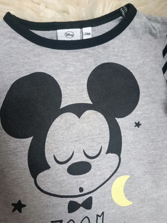 Pyjama Mickey Disney taille 24 mois - photo numéro 2